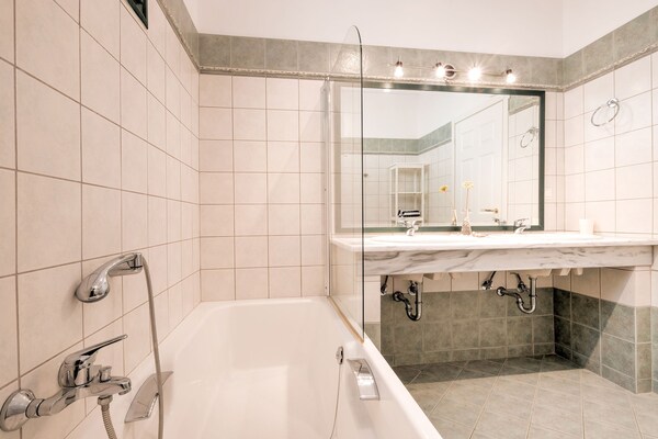 Foto van Villa in Griekenland bij Kissakas Strand - Vakantiehuis in Pera Melana - BathRoom