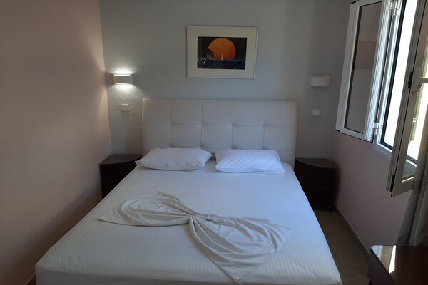 Foto van Appartement in Mpenitses met uitzicht op zee - Vakantiehuis in Mpenitses - BedRoom