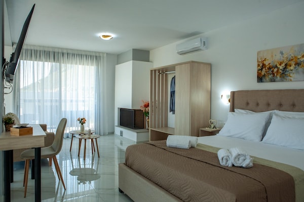Foto van Privévilla met zwembad en terras - Vakantiehuis in Gouves - BedRoom