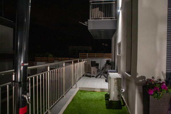 Foto van Privévilla met zwembad en terras - Vakantiehuis in Gouves - TerraceBalcony