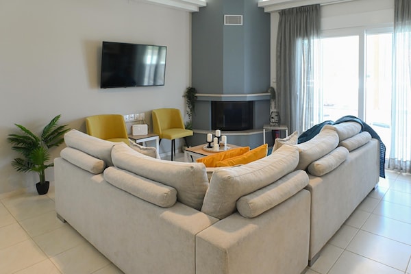 Foto van Privévilla met zwembad en zeezicht voor 6 personen - LivingRoom