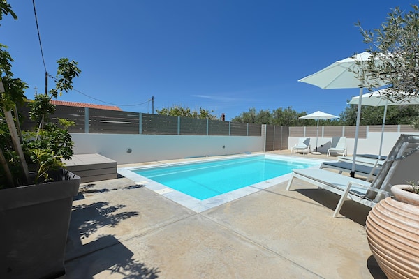 Foto van Privévilla met zwembad en zeezicht voor 6 personen - PoolOfHouse