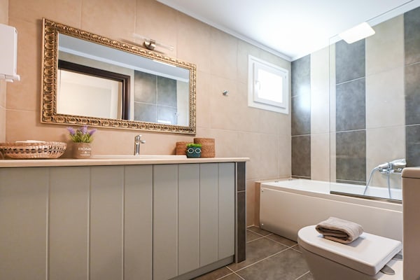 Foto van Privévilla met zwembad en zeezicht voor 6 personen - BathRoom