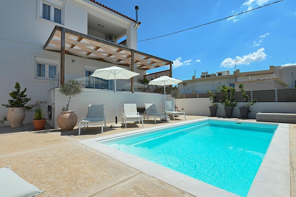 Foto van Privévilla met zwembad en zeezicht voor 6 personen - TerraceBalcony