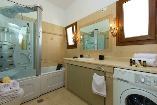 Foto van Villa's op Kreta met zwembad en stranden - Vakantiehuis in Achlades - BathRoom
