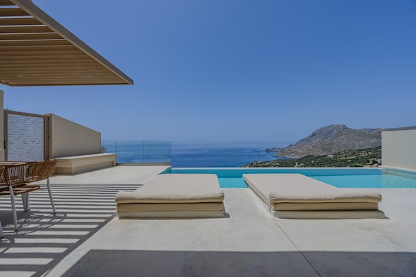 Foto van Villa in Plakias met Zwembad en Strand - Vakantiehuis in Plakias - PoolOfHouse