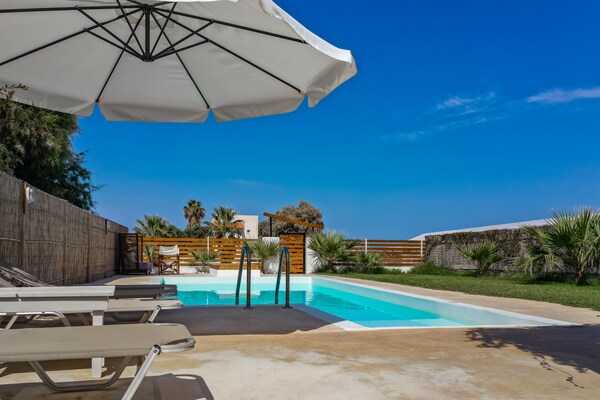 Foto van Villa in Sfakaki met Zwembad & Strandtoegang - Vakantiehuis in Sfakaki - Outdoor