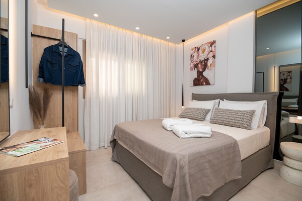 Foto van Premium Seaview Suite with Heated Pool and Private Parking - Untagged