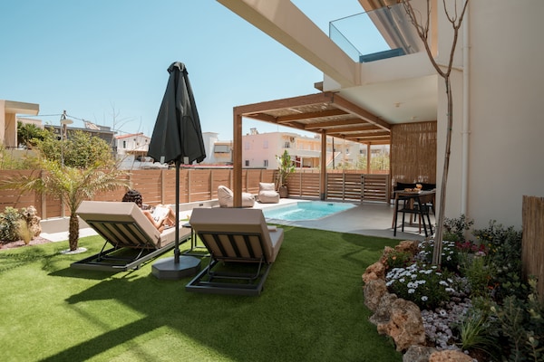 Foto van Premium Seaview Suite with Heated Pool and Private Parking - Untagged