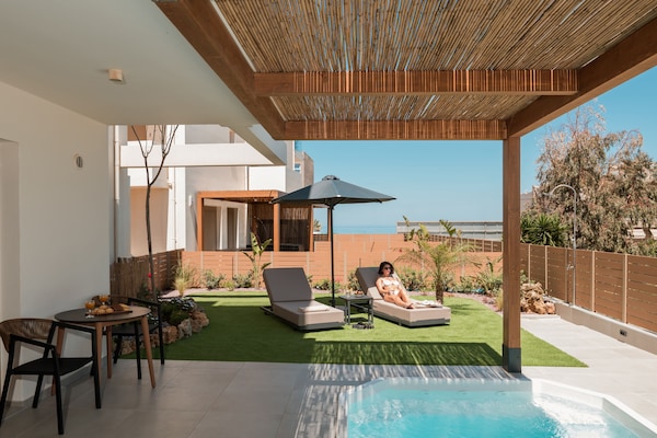 Foto van Premium Seaview Suite with Heated Pool and Private Parking - Untagged