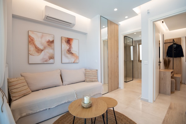 Foto van Premium Seaview Suite with Heated Pool and Private Parking - Untagged