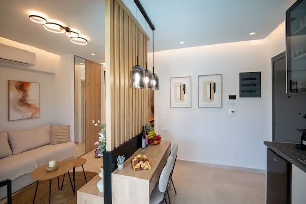 Foto van Premium Seaview Suite with Heated Pool and Private Parking - Untagged