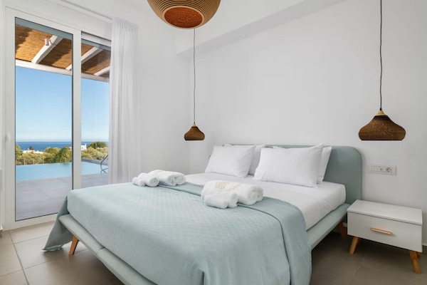 Foto van Privé villa-vakantie op Rhodes voor 8 - Vakantiehuis in South Rhodes - BedRoom