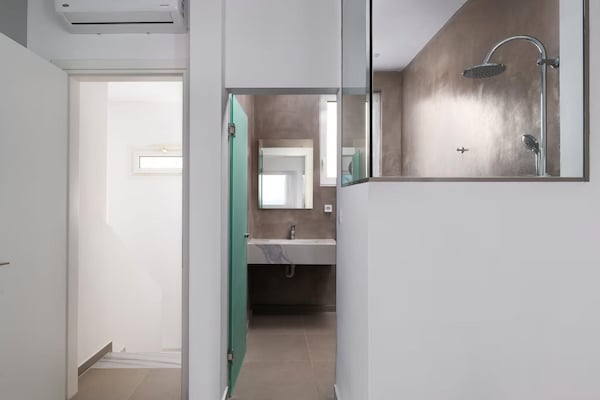 Foto van Privé villa-vakantie op Rhodes voor 8 - Vakantiehuis in South Rhodes - BathRoom