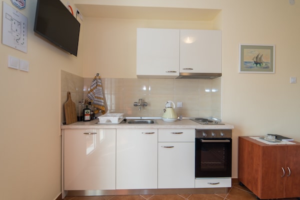 Foto van Pulastar - Studio Apartment with Terrace - Vakantiehuis in Dubrovnik - Kitchen