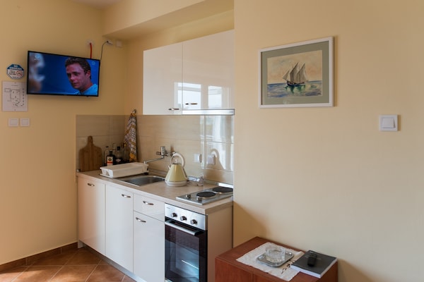 Foto van Pulastar - Studio Apartment with Terrace - Vakantiehuis in Dubrovnik - Kitchen