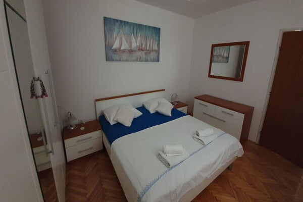 Foto van Three Bedroom Apartment - Vakantiehuis in Kastel Stari - BedRoom