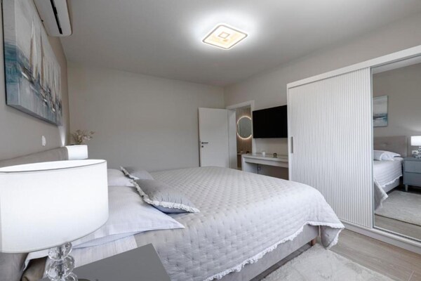 Foto van Villa Eden Dubrovnik - Six Bedroom Villa - Vakantiehuis in Dubrovnik - BedRoom