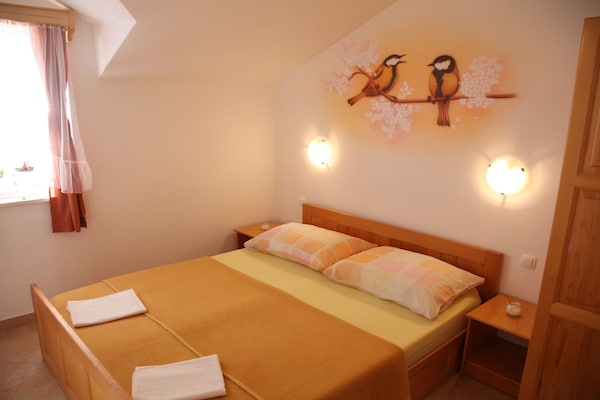 Foto van 1 Bedroom Apartment - Vakantiehuis in Srima - BedRoom