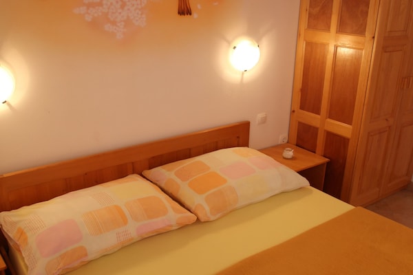 Foto van 1 Bedroom Apartment - Vakantiehuis in Srima - BedRoom