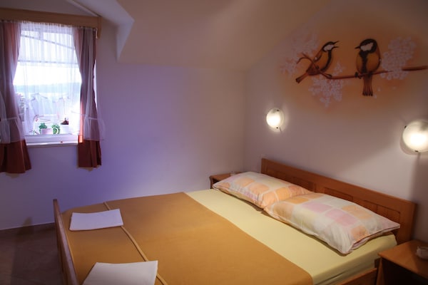Foto van 1 Bedroom Apartment - Vakantiehuis in Srima - BedRoom