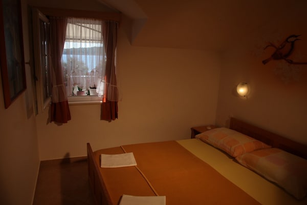 Foto van 1 Bedroom Apartment - Vakantiehuis in Srima - BedRoom