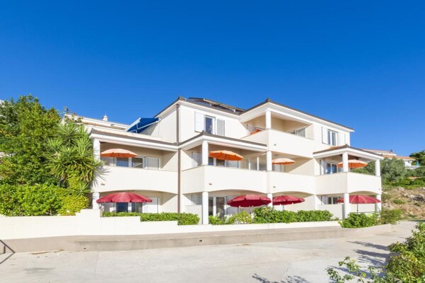 Foto van Premium One Bedroom Apartment with Sea View and Terrace - Outdoor