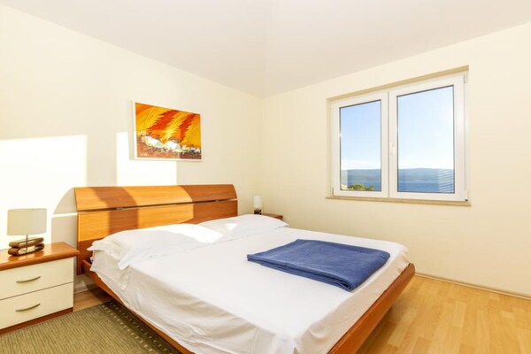 Foto van Premium Two Bedroom Apartment with Sea View and Terrace - BedRoom