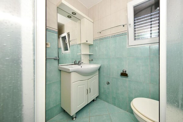 Foto van Privlaka Sunset Apartments - Studio apartment (ground floor 1) - BathRoom