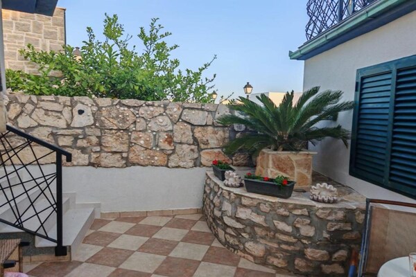 Foto van Privlaka Sunset Apartments - Studio apartment (2) - Vakantiehuis in Privlaka - Outdoor