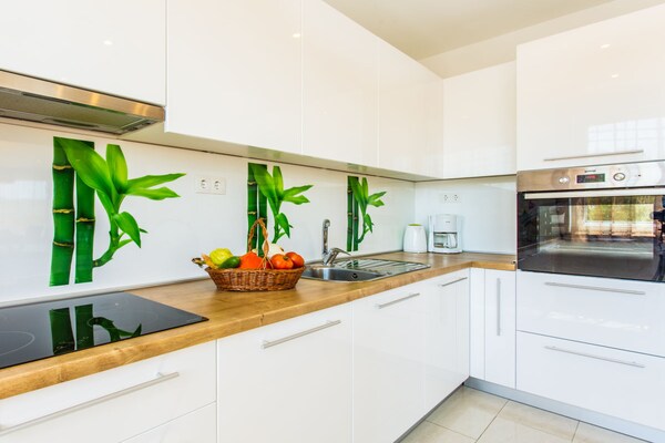 Foto van Villa in Kornić met zwembad - Vakantiehuis in Kornić - Untagged