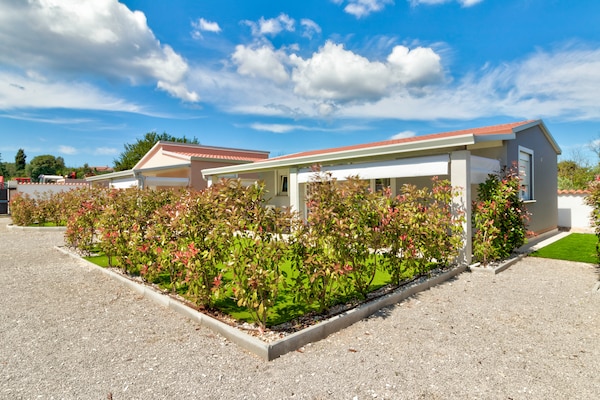 Foto van Vakantiehuis in Banjole vlakbij het strand - Vakantiehuis in Banjole - GardenSummer