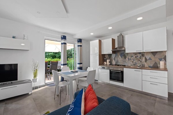 Foto van Villa in Vintijan met privézwembad - Vakantiehuis in Vintijan - LivingRoom