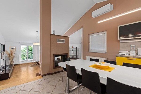 Foto van Villa in Vintijan met privézwembad - Vakantiehuis in Vintijan - DiningRoom