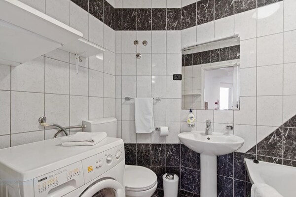 Foto van Villa in Vintijan met privézwembad - Vakantiehuis in Vintijan - BathRoom