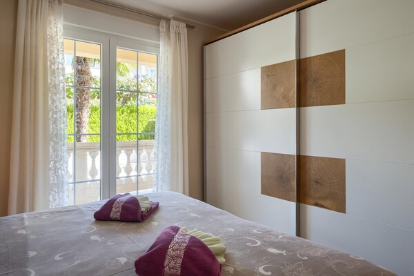 Foto van Appartement in Poreč bij Špadici Strand - Vakantiehuis in Porec - BedRoom