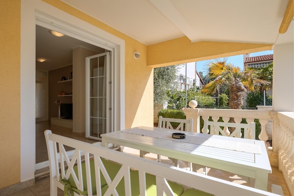 Foto van Appartement in Poreč bij Špadici Strand - Vakantiehuis in Porec - TerraceBalcony