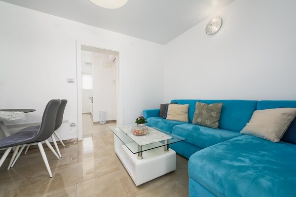 Foto van Premium appartement met terras - Vakantiehuis in Porec - LivingRoom