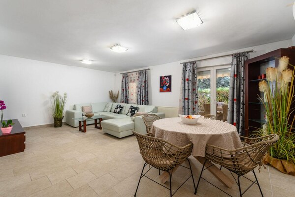 Foto van Appartement in Porec bij Brijuni-eilanden - Vakantiehuis in Porec - LivingRoom