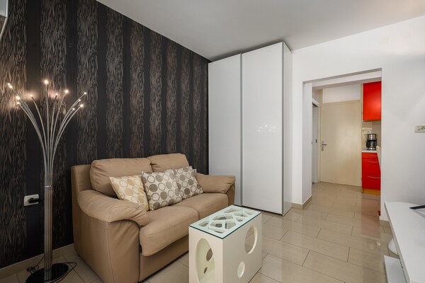 Foto van Appartement in Poreč bij rotsstrand - Vakantiehuis in Porec - LivingRoom