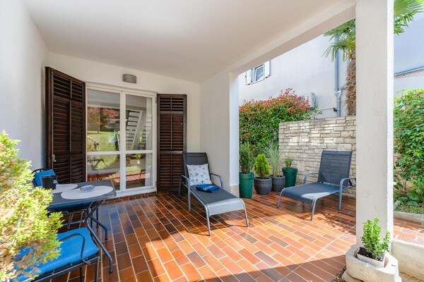 Foto van Appartement in Poreč bij zandstrand - Vakantiehuis in Porec - TerraceBalcony