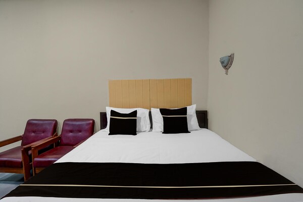 Foto van Spacious Deluxe Double Near Mall Ciputra - Vakantiehuis in Pekanbaru - BedRoom