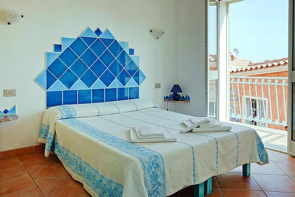 Foto van 2-kamerappartement in de Residence Lu Nibareddu - Vakantiehuis in Loiri - BedRoom