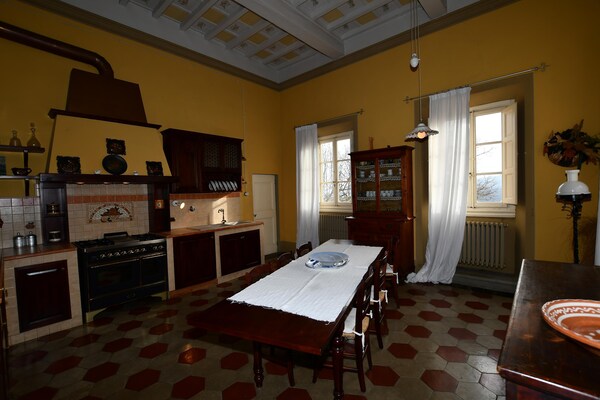 Foto van Rustieke elegantie nabij Florence - Vakantiehuis in Rignano Sull'Arno-FI - Kitchen