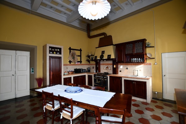 Foto van Rustieke elegantie nabij Florence - Vakantiehuis in Rignano Sull'Arno-FI - Kitchen