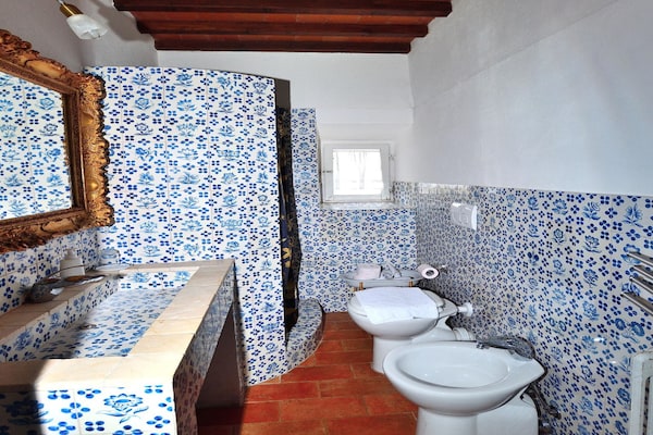 Foto van Rustieke elegantie nabij Florence - Vakantiehuis in Rignano Sull'Arno-FI - BathRoom