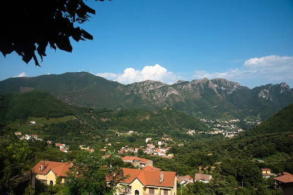 Foto van Appartement in Tramonti nabij de kust van Amalfi - Vakantiehuis in  - Untagged