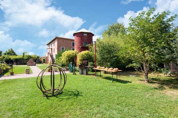 Foto van Boerderij bij het Trasimeense Meer met Zwembad - Vakantiehuis in Castiglione del Lago - GardenSummer