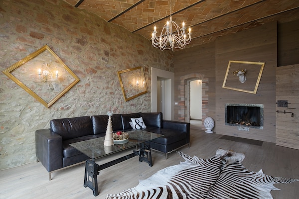 Foto van Villa in Cortona met privézwembad - Vakantiehuis in Magione - LivingRoom