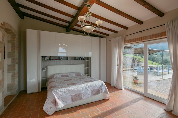 Foto van Villa in Cortona met privézwembad - Vakantiehuis in Magione - BedRoom